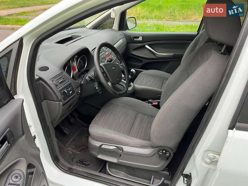 Минивэн Ford C-Max 2010 в Киеве