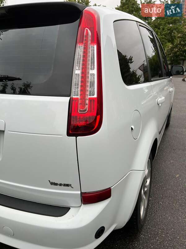 Минивэн Ford C-Max 2010 в Киеве