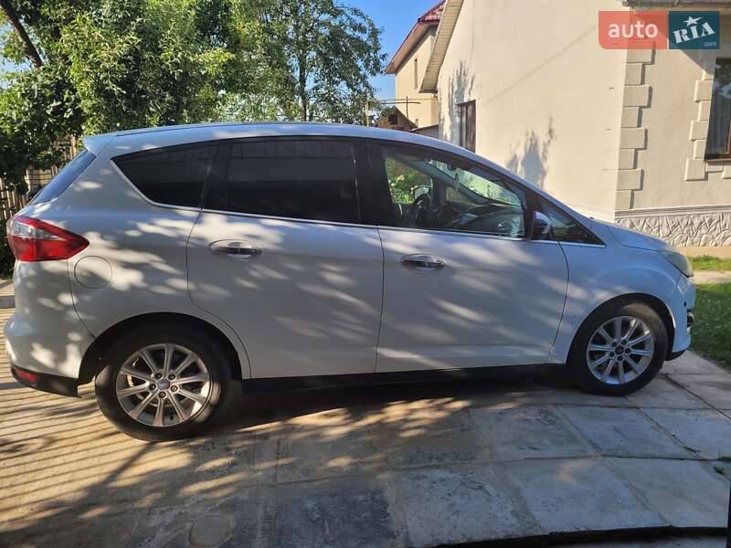 Мінівен Ford C-Max 2011 в Герці фото 7 Мінівен Ford C-Max 2011 в Герці