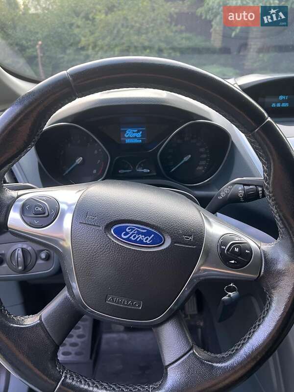 Мінівен Ford C-Max 2013 в Дніпрі