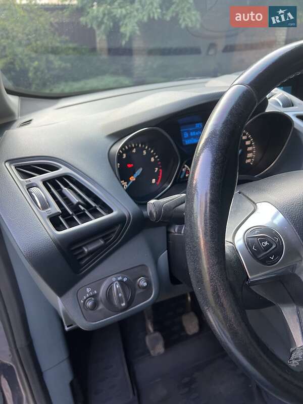 Мінівен Ford C-Max 2013 в Дніпрі