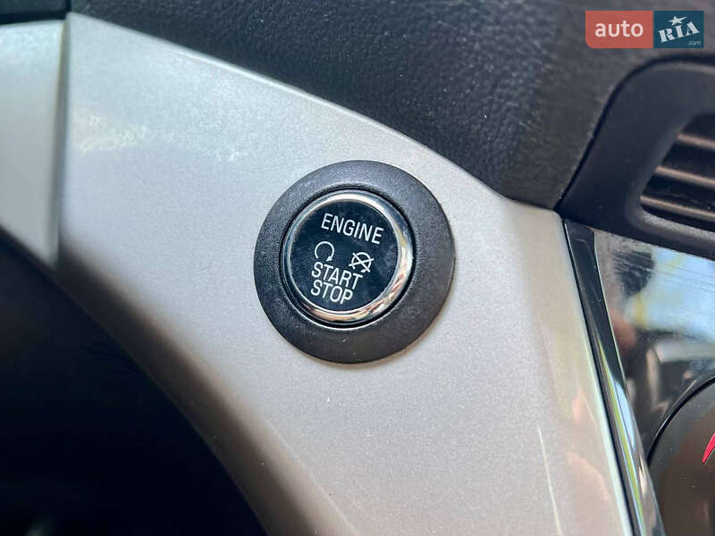 Мінівен Ford C-Max 2013 в Києві