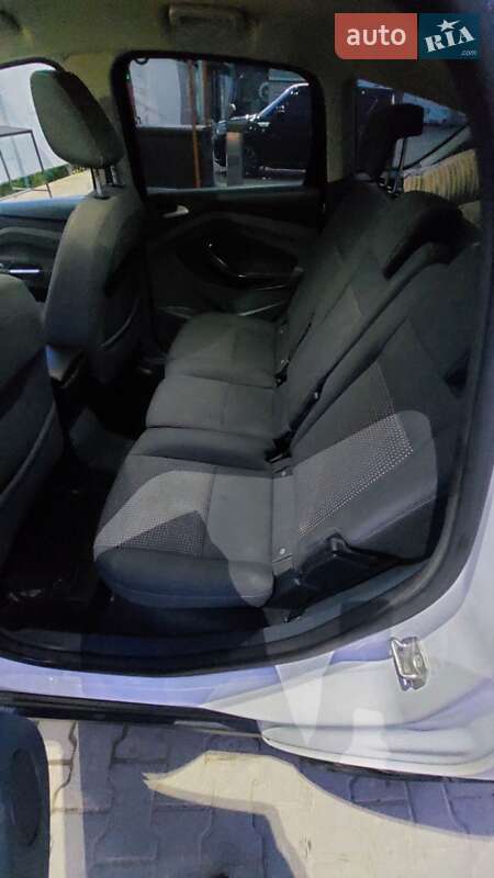 Мінівен Ford C-Max 2011 в Чернівцях