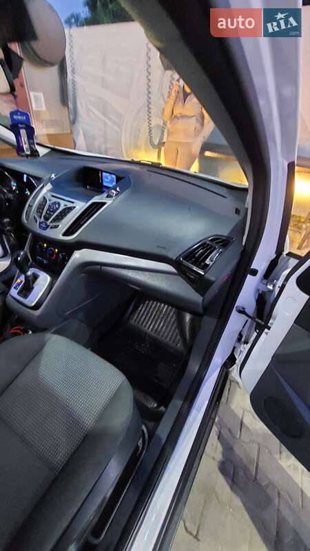 Мінівен Ford C-Max 2011 в Чернівцях