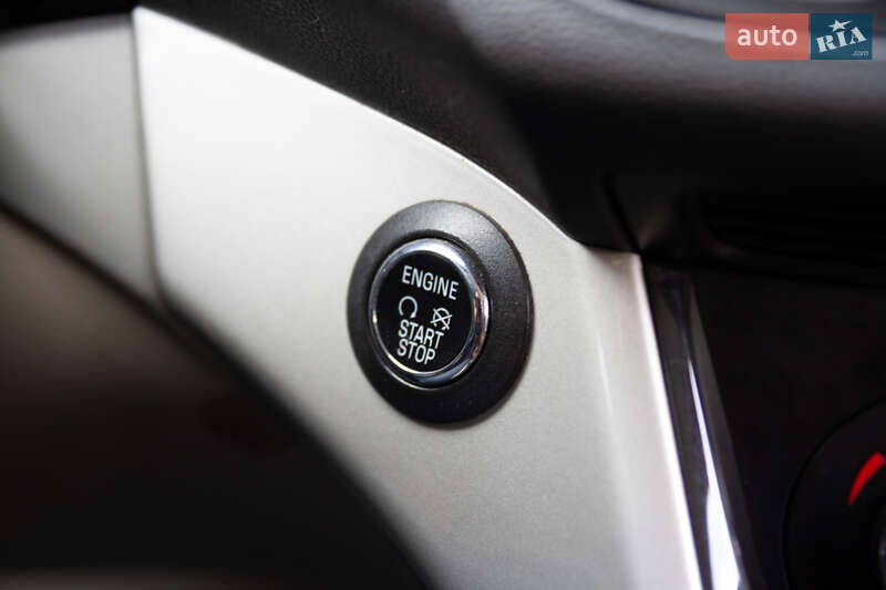 Мінівен Ford C-Max 2015 в Тернополі