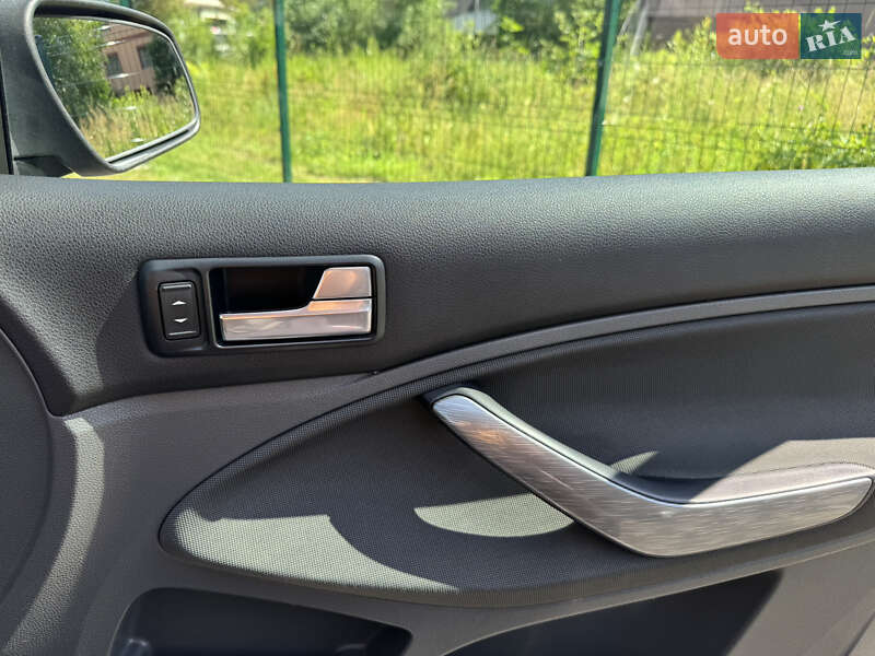 Минивэн Ford C-Max 2007 в Яремче
