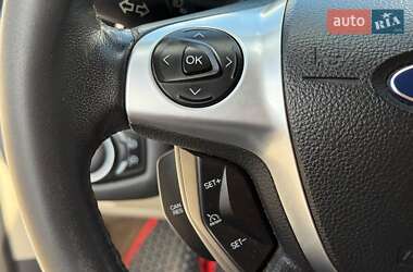 Минивэн Ford C-Max 2013 в 
