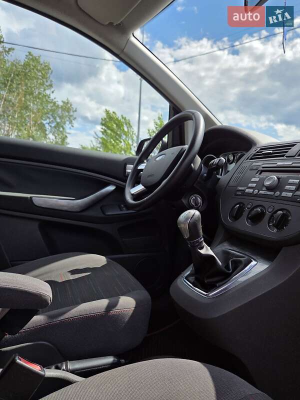 Минивэн Ford C-Max 2008 в Днепре