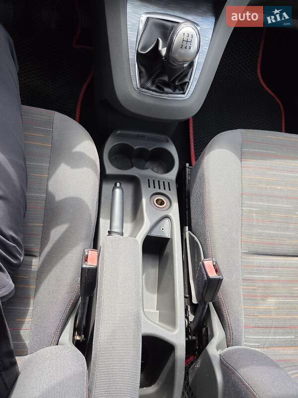 Минивэн Ford C-Max 2008 в Днепре