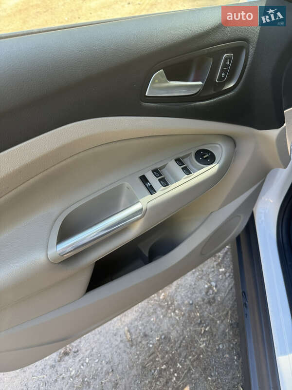 Мінівен Ford C-Max 2014 в Бродах