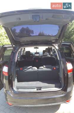 Минивэн Ford C-Max 2011 в 