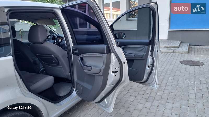Мінівен Ford C-Max 2008 в Луцьку