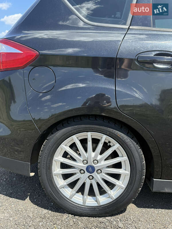 Минивэн Ford C-Max 2013 в Киеве