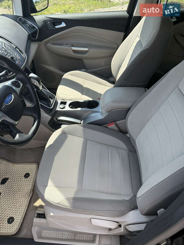 Минивэн Ford C-Max 2013 в Киеве