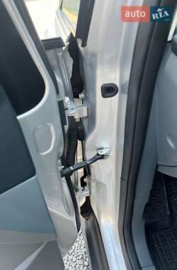 Минивэн Ford C-Max 2013 в 
