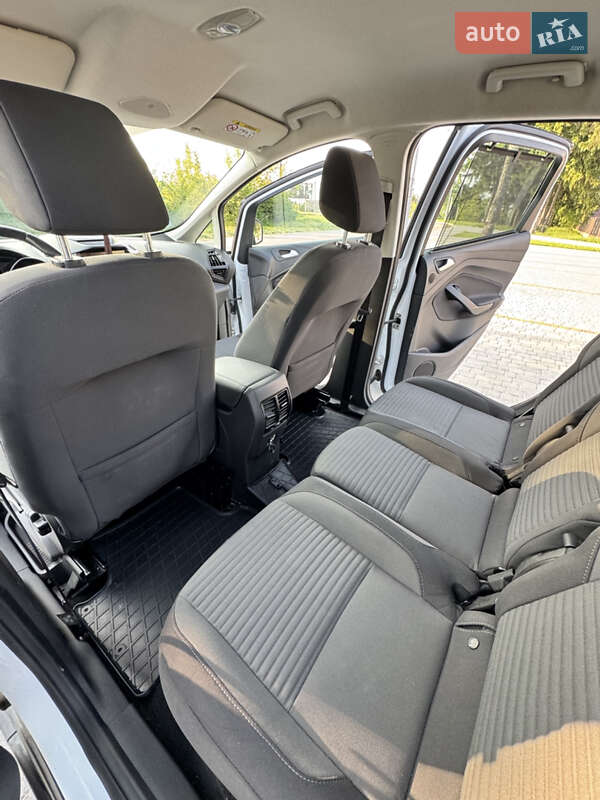 Минивэн Ford C-Max 2016 в Староконстантинове