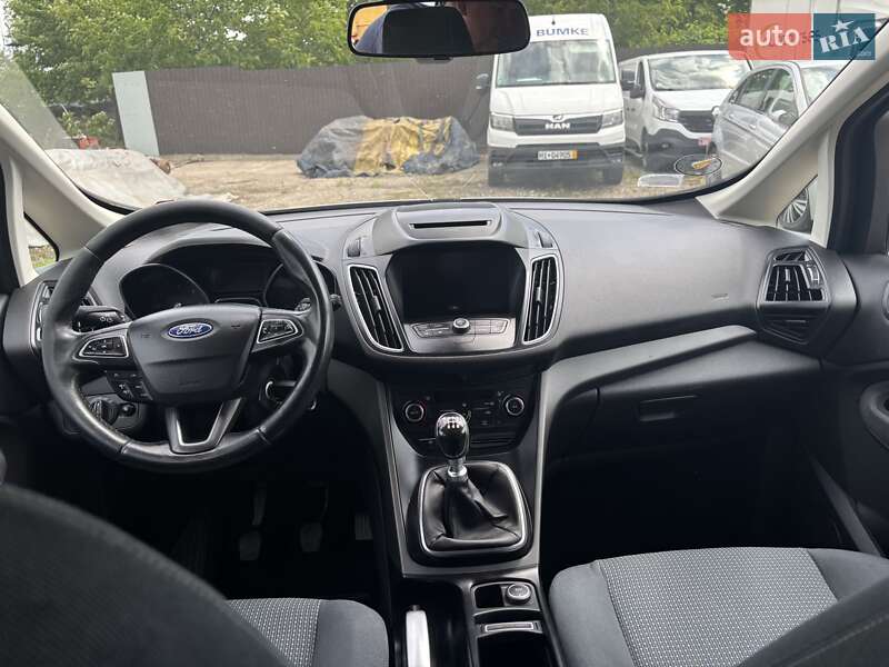 Минивэн Ford C-Max 2015 в Нововолынске