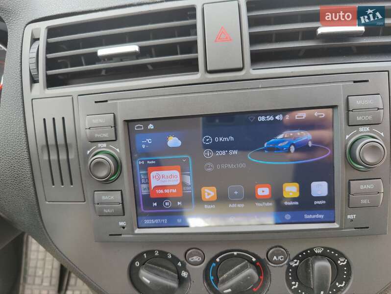 Минивэн Ford C-Max 2009 в Луцке
