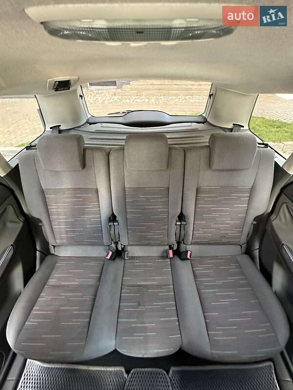 Мінівен Ford C-Max 2009 в Білогородці
