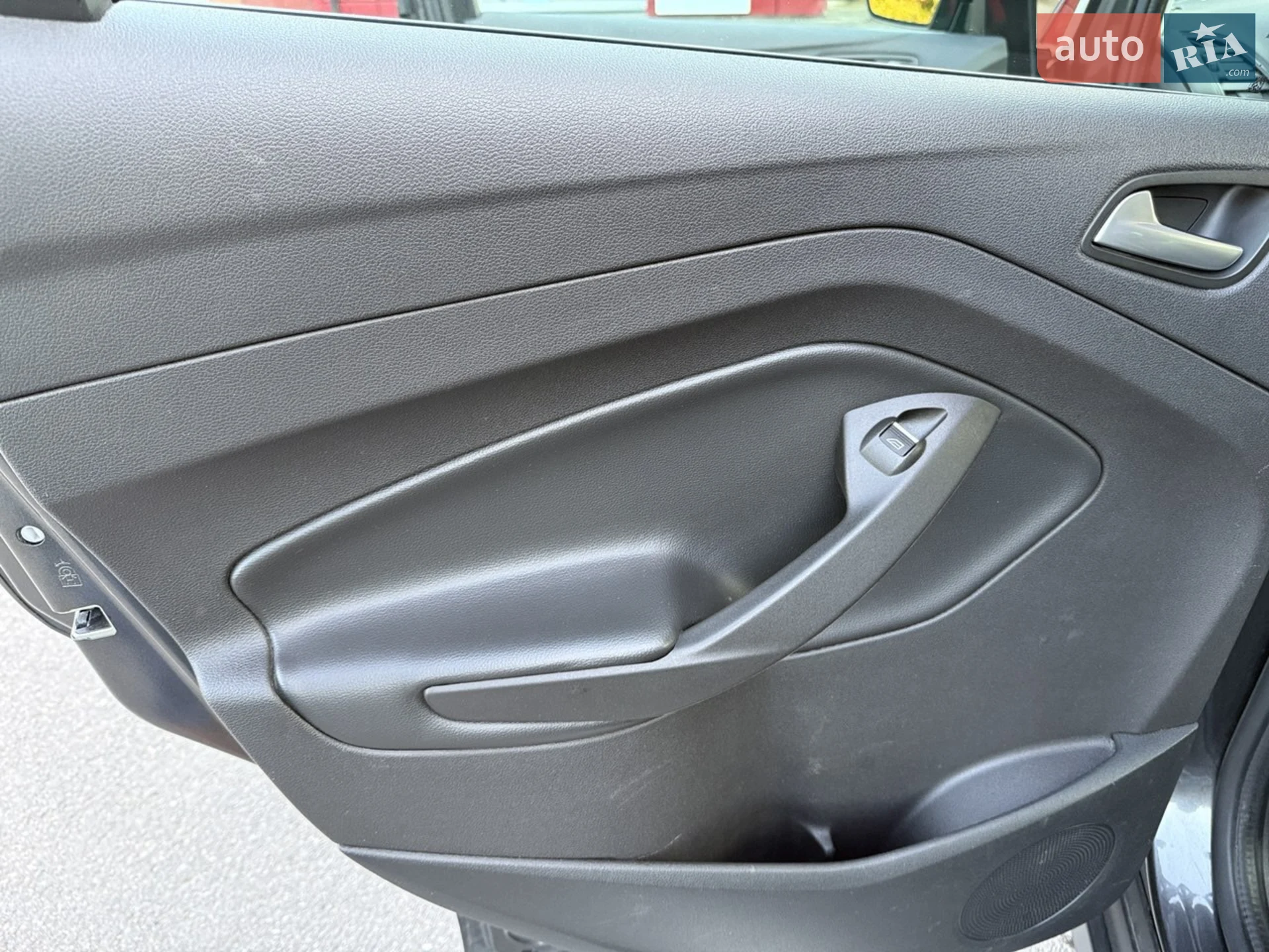 2017 Ford C-MAX - мініатюра 13