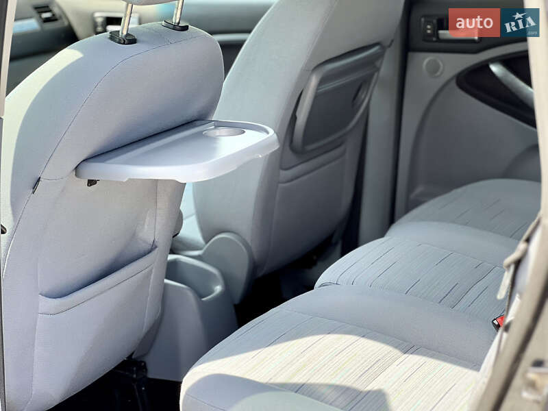 Мінівен Ford C-Max 2008 в Старокостянтинові
