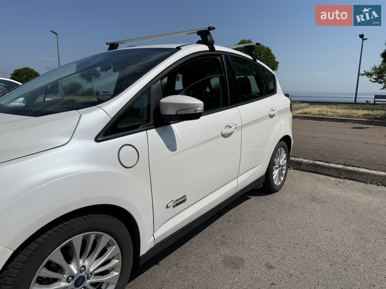 2016 Ford C-MAX - мініатюра 27