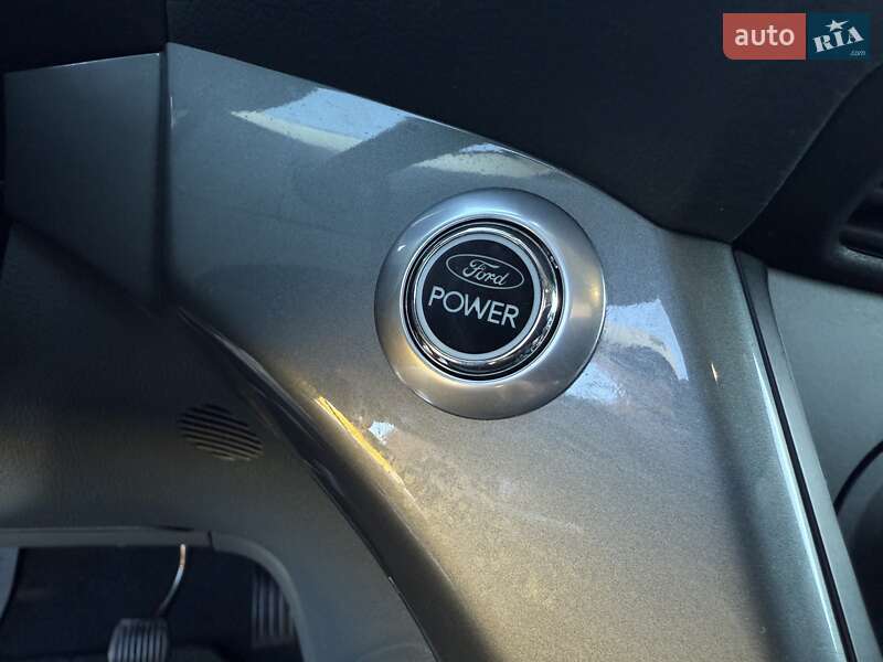 Минивэн Ford C-Max 2013 в Стрые