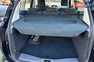 Мінівен Ford C-Max 2013 в 
