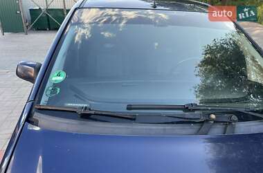 Мінівен Ford C-Max 2004 в 