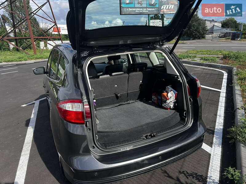 Мінівен Ford C-Max 2015 в Святопетрівське