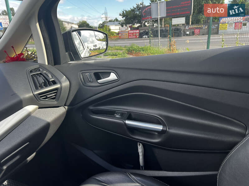 Мінівен Ford C-Max 2015 в Святопетрівське