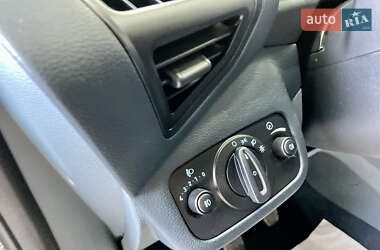 Минивэн Ford C-Max 2011 в 