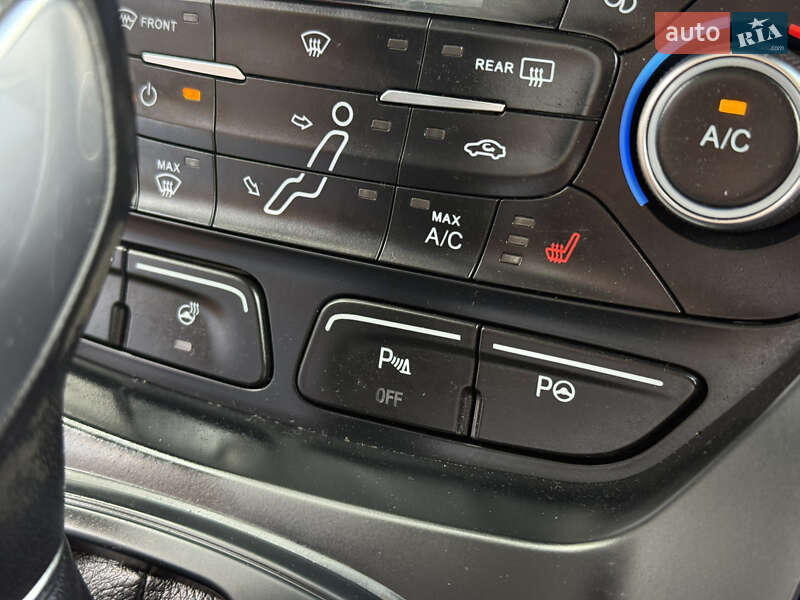 Мінівен Ford C-Max 2018 в Нововолинську