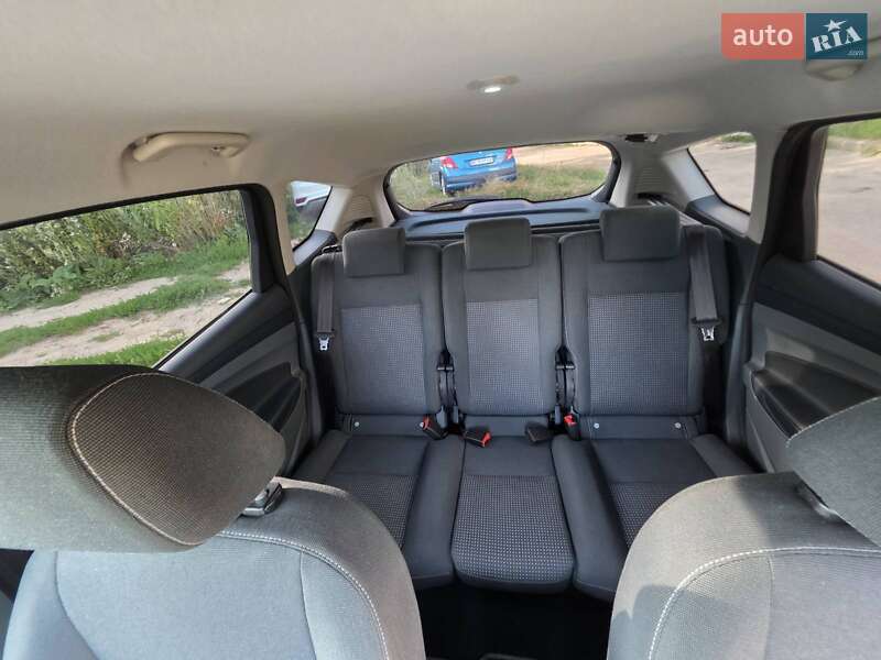 Минивэн Ford C-Max 2011 в Яворове