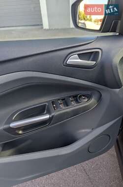 Минивэн Ford C-Max 2012 в 