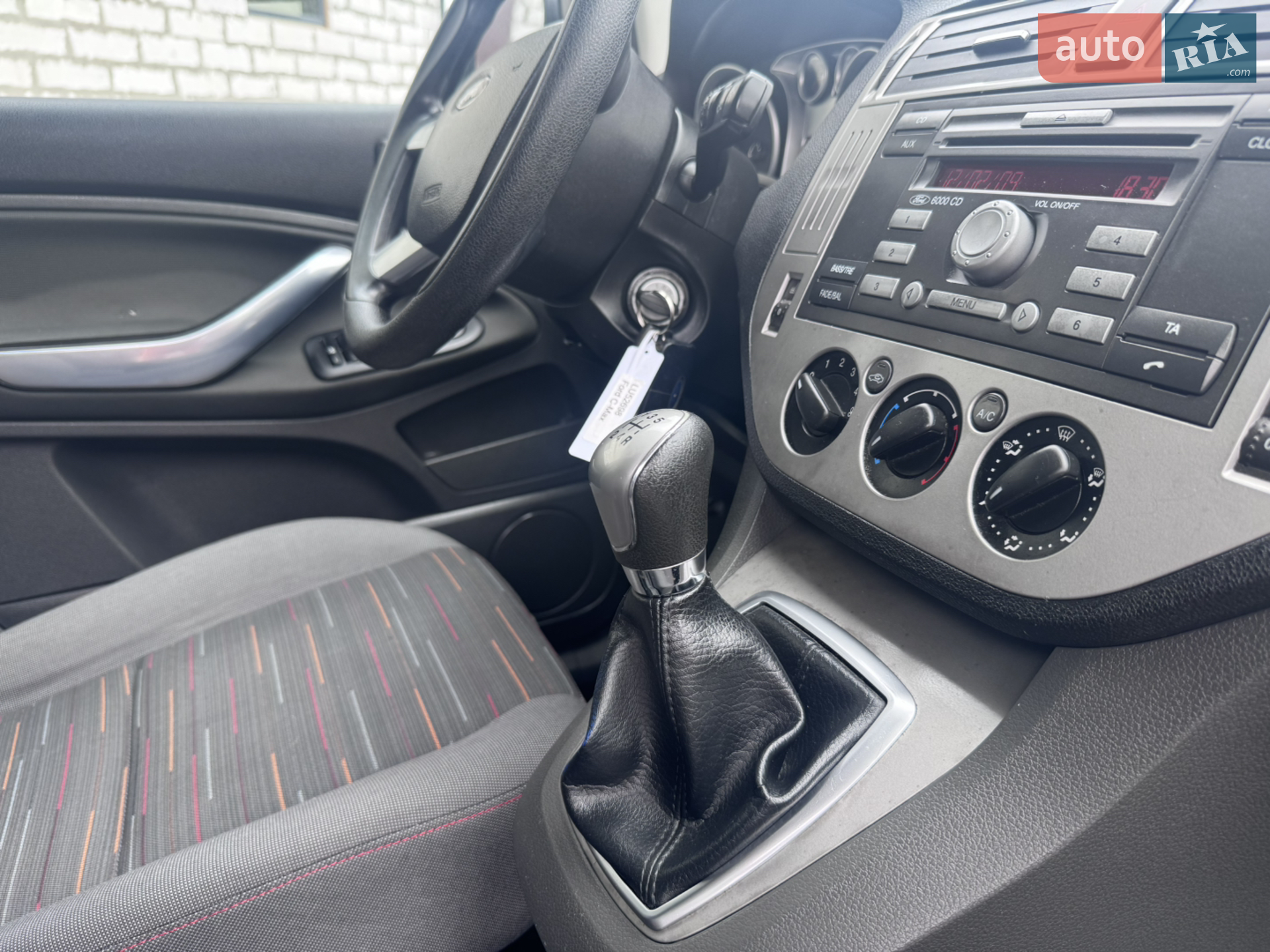 2010 Ford C-MAX - мініатюра 24