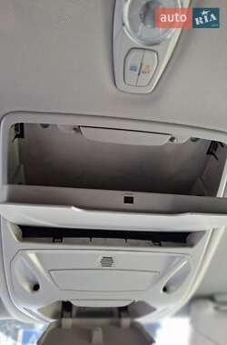 Минивэн Ford C-Max 2012 в 