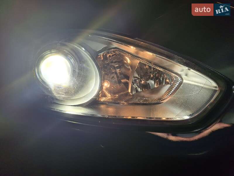 Минивэн Ford C-Max 2012 в Хмельницком