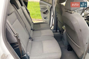 Мінівен Ford C-Max 2013 в 