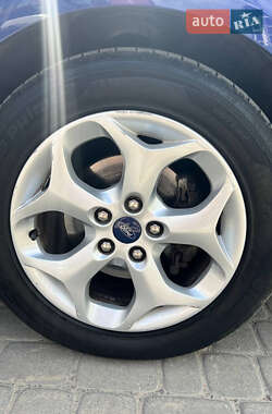 Мінівен Ford C-Max 2014 в 