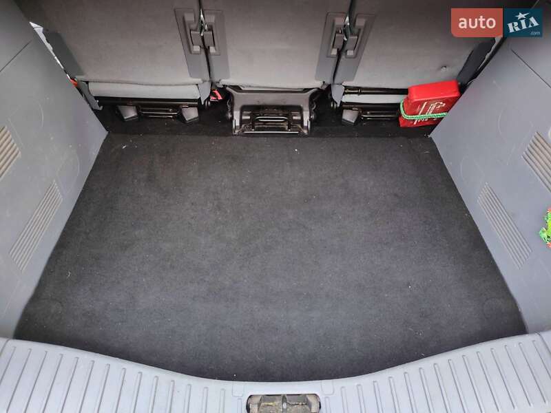 Минивэн Ford C-Max 2008 в Тульчине