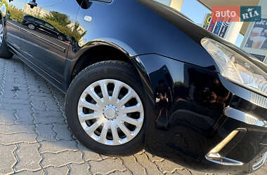 Минивэн Ford C-Max 2010 в 
