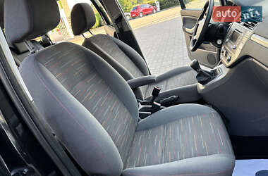 Минивэн Ford C-Max 2010 в 