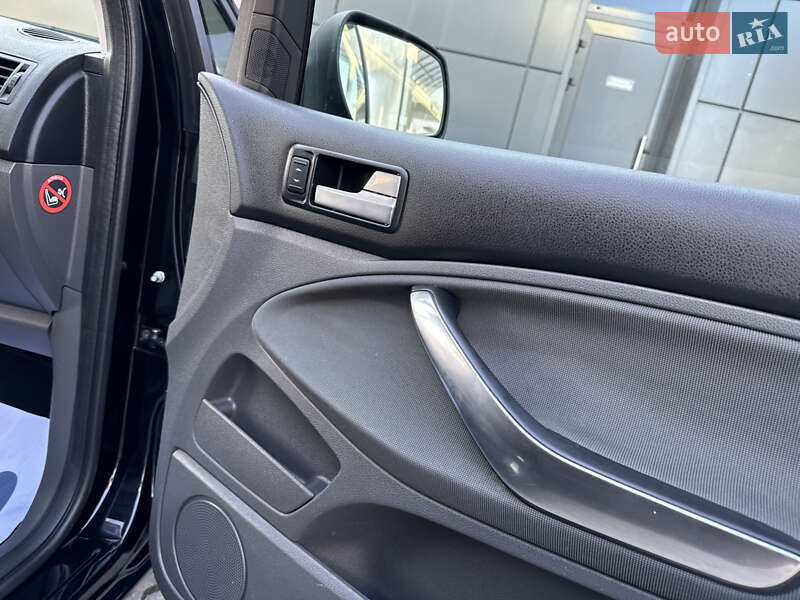 Минивэн Ford C-Max 2010 в Дрогобыче