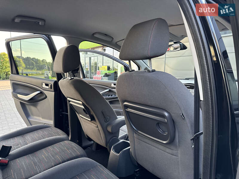 Минивэн Ford C-Max 2010 в Дрогобыче