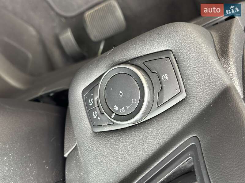 Мінівен Ford C-Max 2017 в Києві