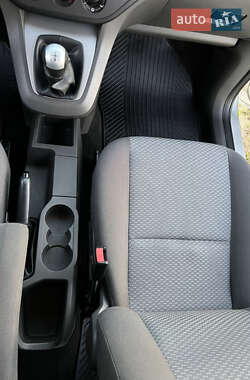 Мінівен Ford C-Max 2006 в 