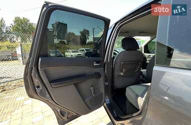Минивэн Ford C-Max 2005 в 