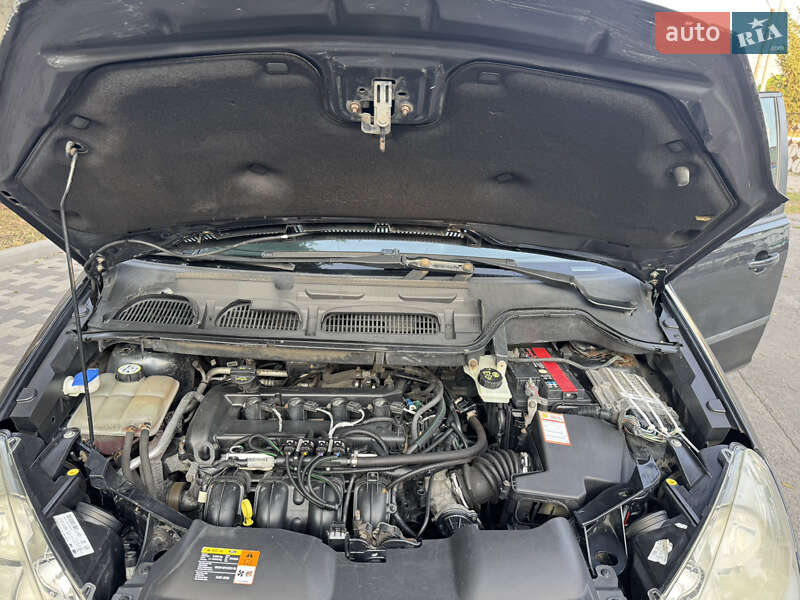 Мінівен Ford C-Max 2008 в Лубнах