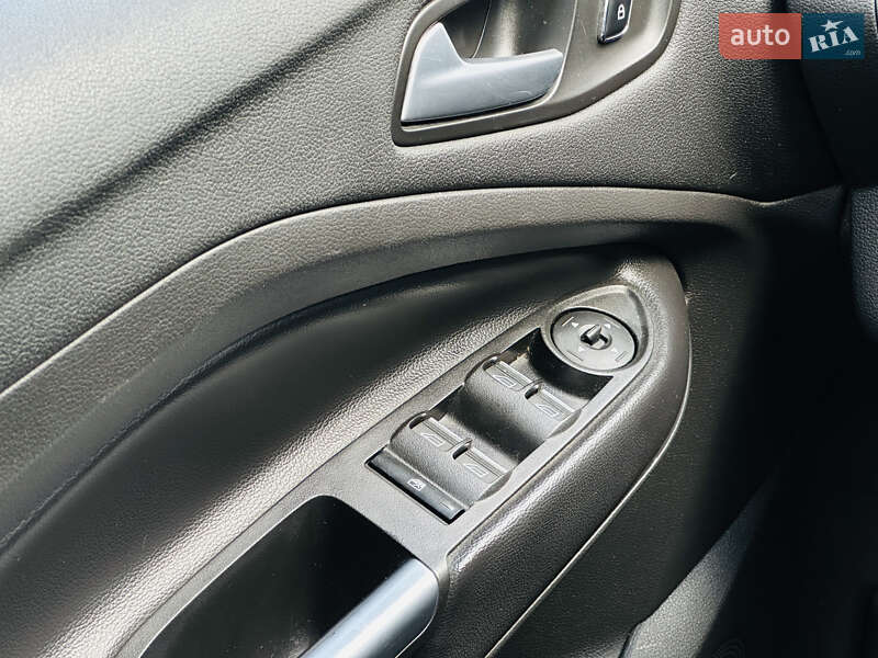 Минивэн Ford C-Max 2016 в Харькове